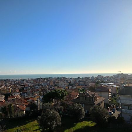 Hotel Casa Del Fiordaliso à San Benedetto del Tronto Extérieur photo