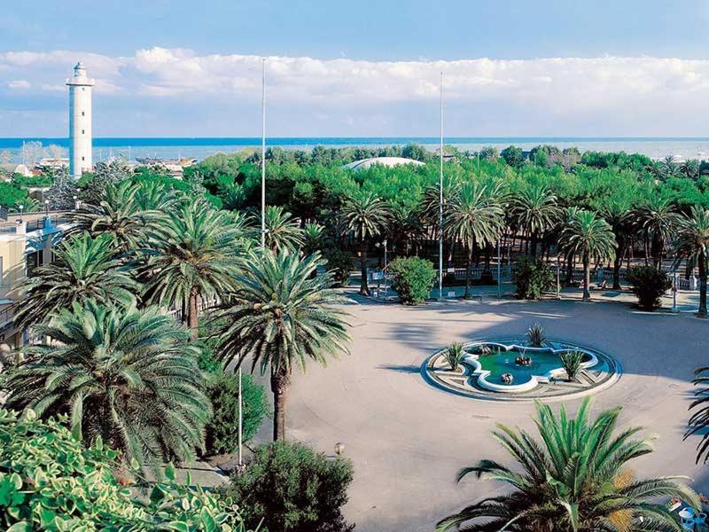 Hotel Casa Del Fiordaliso à San Benedetto del Tronto Extérieur photo